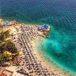 Adriatic 2 *