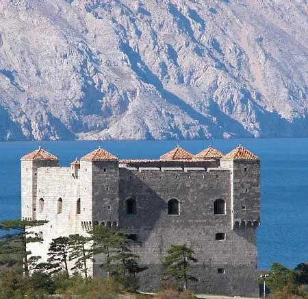Adriatic 2 Selce