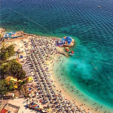 Adriatic 2 *